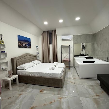 Caracciolo Suites 36 Nápoles Exterior foto